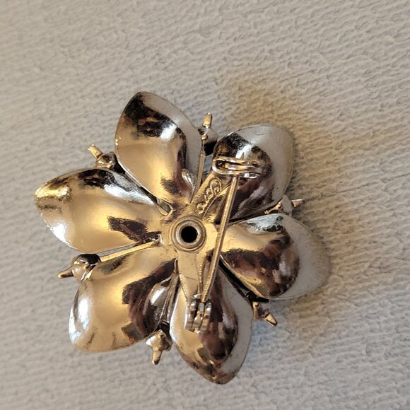Vintage Coro Rhinestone Floral Snowflake Brooch Pin Silver Tone Black Enamel Mid - Picture 3 of 5